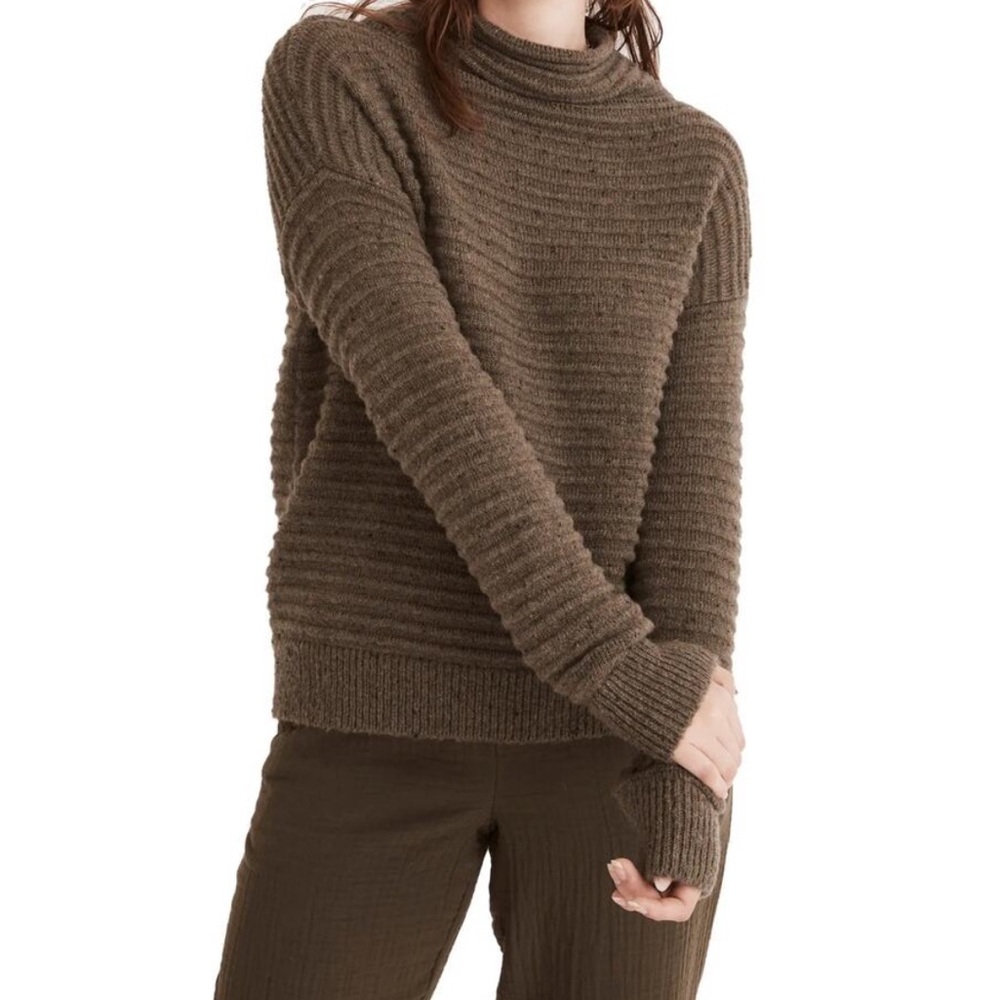 Madewell Belmont Ribbed Mock Neck Sweater in Green